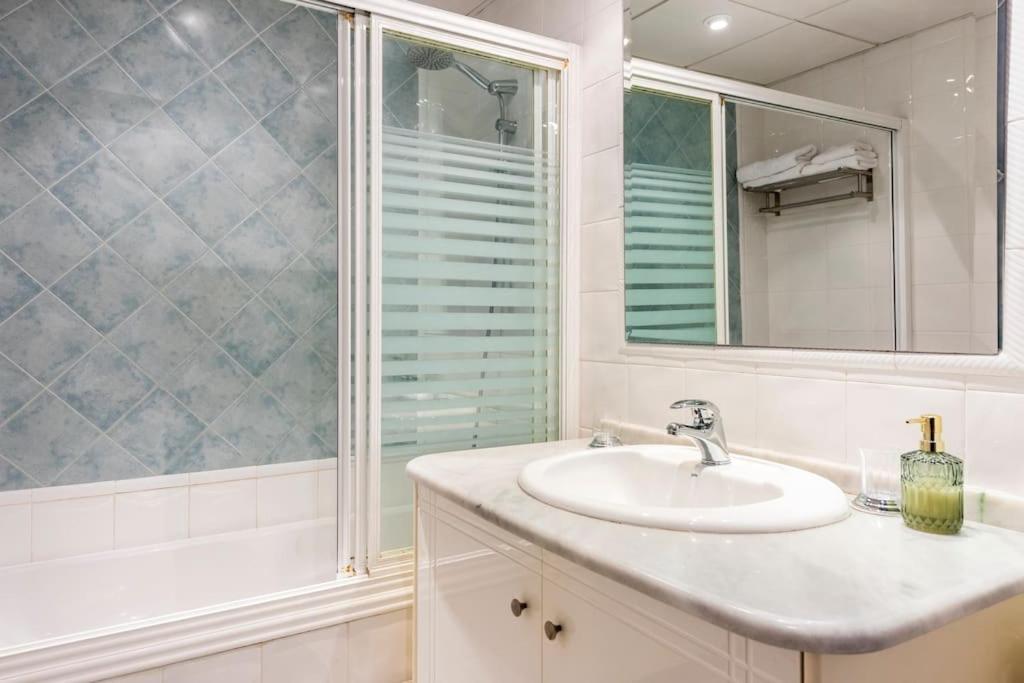 Playa De Alamos-playamar Malaga. Apartment