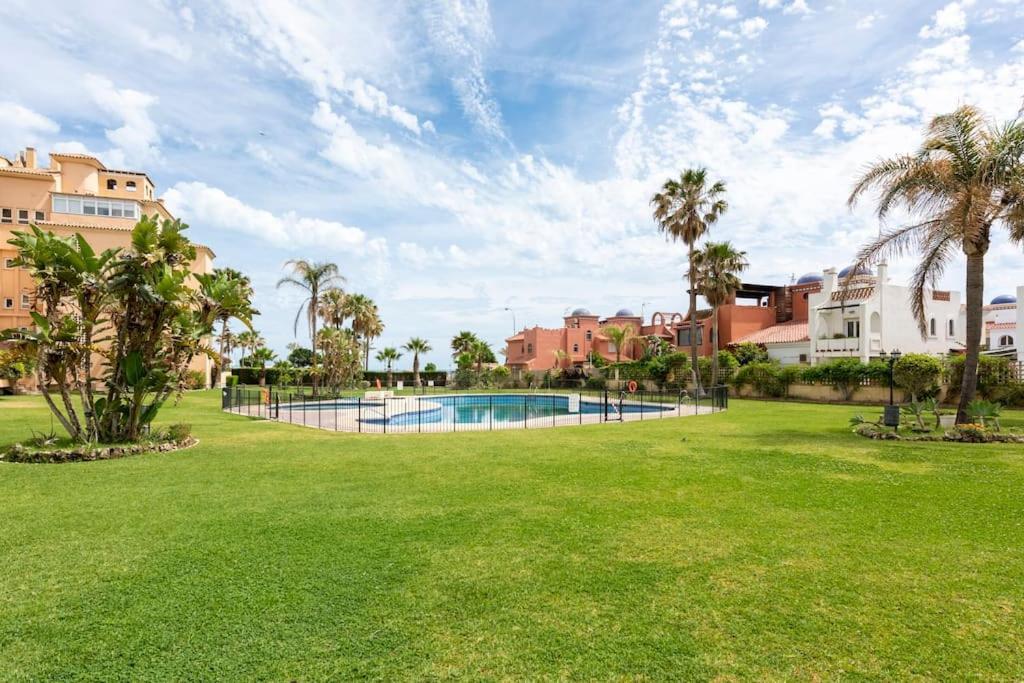 Apartment Playa De Alamos-playamar Malaga.